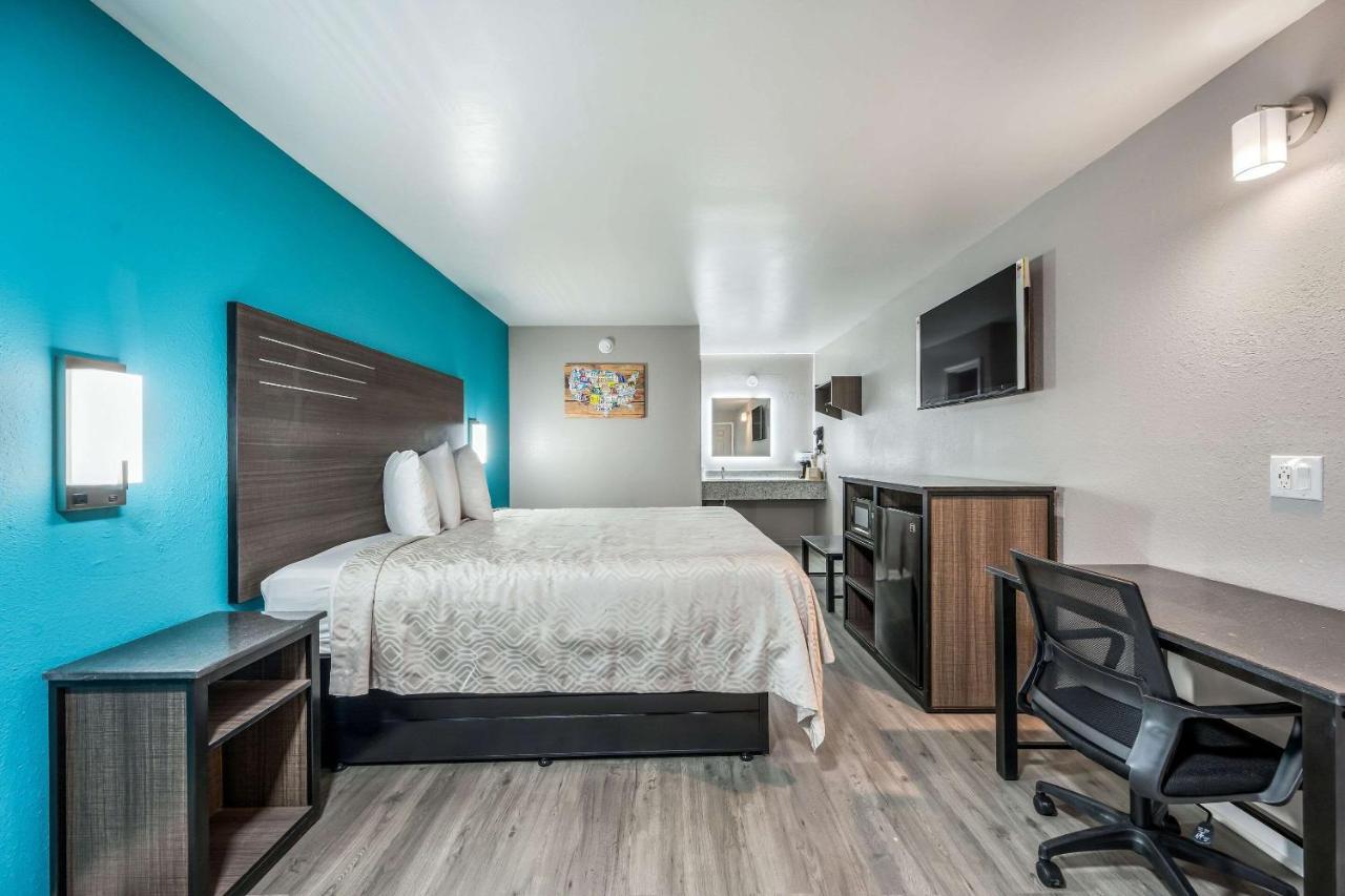 Econo Lodge Russellville Екстериор снимка